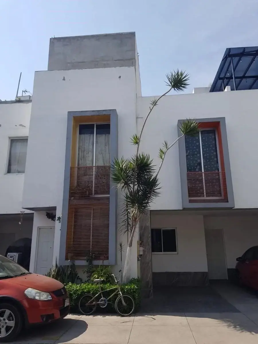 Casa en venta en El Vergel, Iztapalapa — foto 1 de 12
