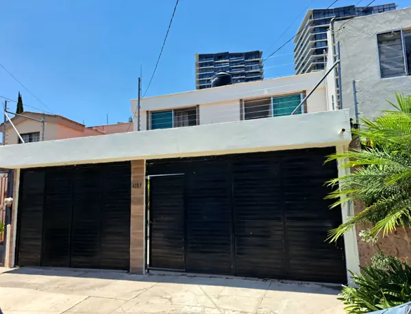 Casa en Venta – Juan Manuel Vallarta, Zapopan