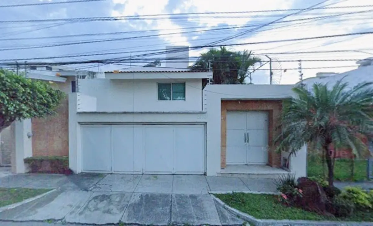 Casa en venta en Bosques de La Victoria, Guadalajara — foto 1 de 16