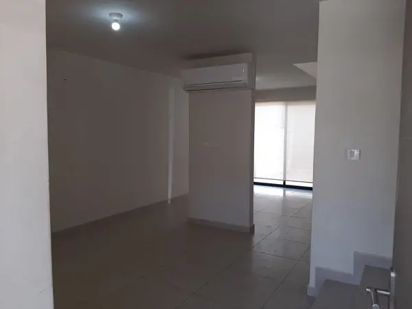Casa en venta en Murano, García — foto 3 de 21