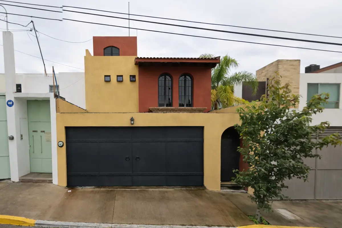Casa en venta en Felix Ireta, Morelia — foto 1 de 11