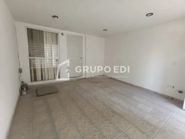 Casa en venta en Jardines de Santa Rosa, Puebla — foto 2 de 14