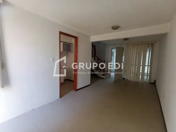 Casa en venta en Jardines de Santa Rosa, Puebla — foto 3 de 14