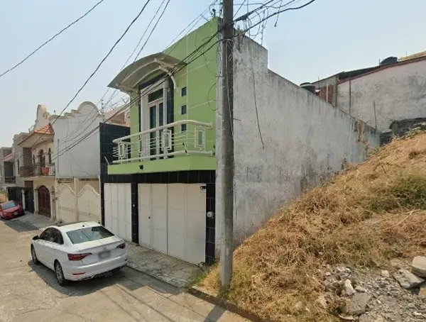 Casa en venta en Lomas Del Valle, Uruapan — foto 3 de 10