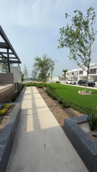 Casa en venta en Varenna Residencial, García — foto 2 de 32
