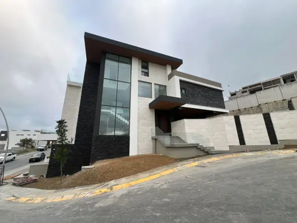 Casa en Venta Carretera Nacional Sierra Alta Monterrey Nuevo León