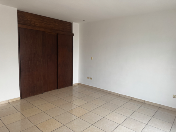 Casa en renta en Rincón de Sayavedra, Saltillo — foto 3 de 19