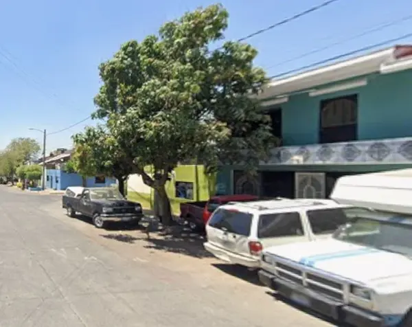 Casa en venta en Lomas de Oblatos 2a Secc, Guadalajara — foto 3 de 6