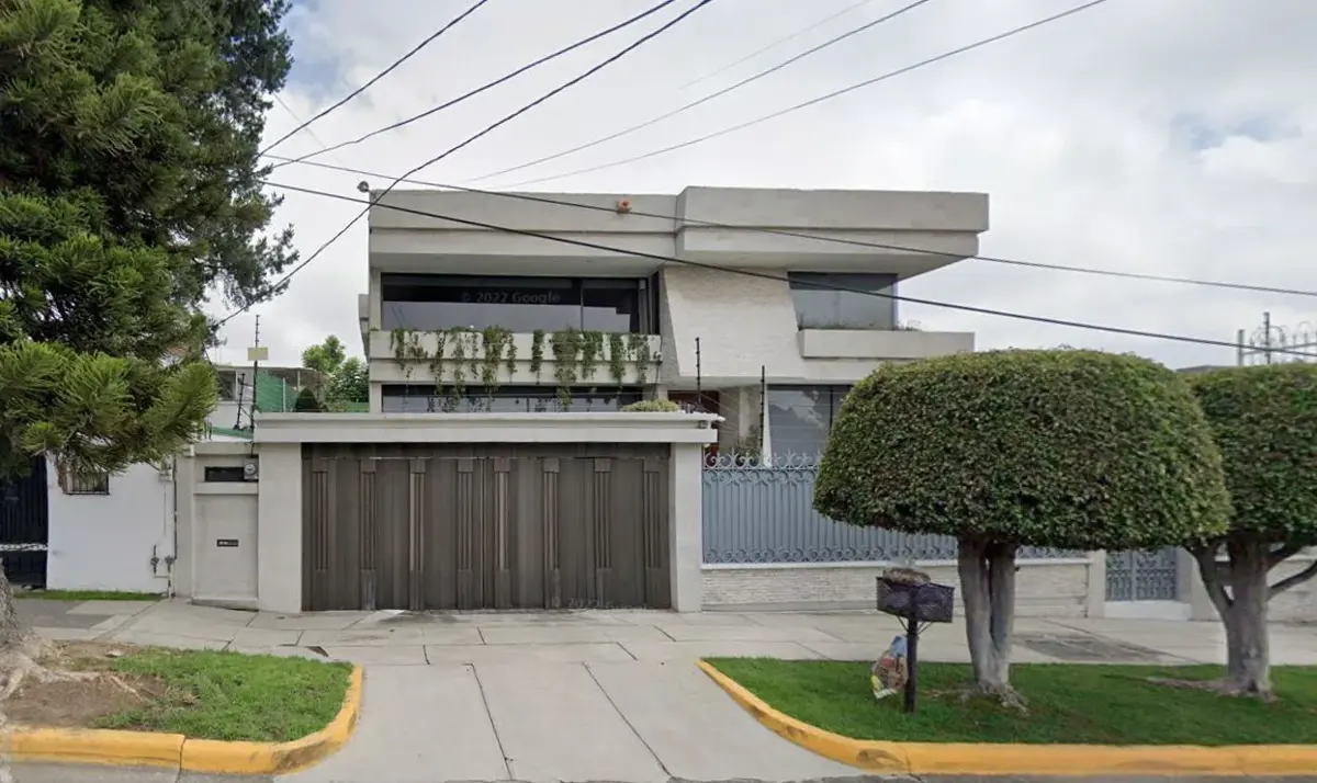 Casa en venta en Ciudad Satelite, Naucalpan de Juárez — foto 1 de 21