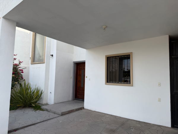 Casa en renta en Rincón de Sayavedra, Saltillo — foto 2 de 17