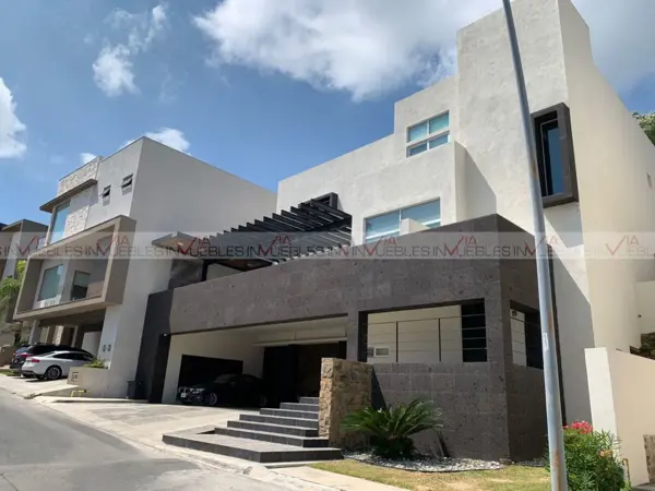Casa en venta en Carolco, Monterrey — foto 2 de 8