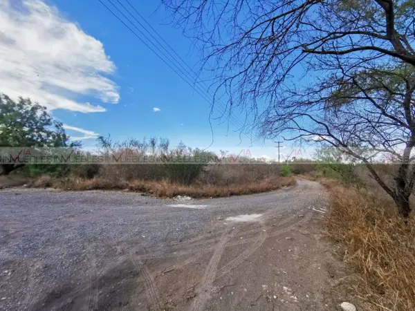 Terreno en venta en Villas Campestres, Ciénega de Flores — foto 3 de 5