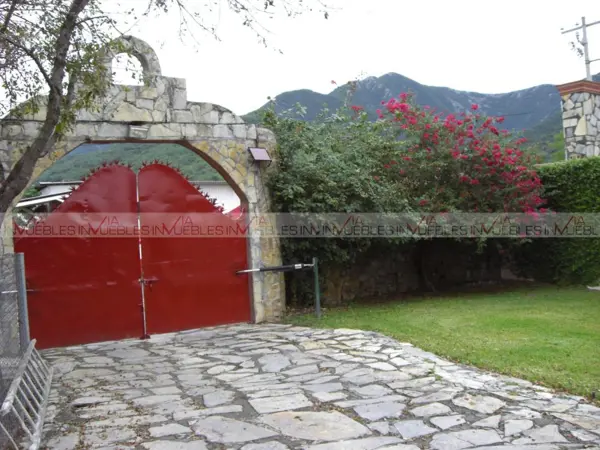 Casa en venta en Huajuquito o los Cavazos, Santiago — foto 2 de 29