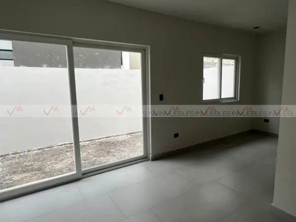Casa en venta en Cumbres Le Fontaine, Monterrey — foto 2 de 14