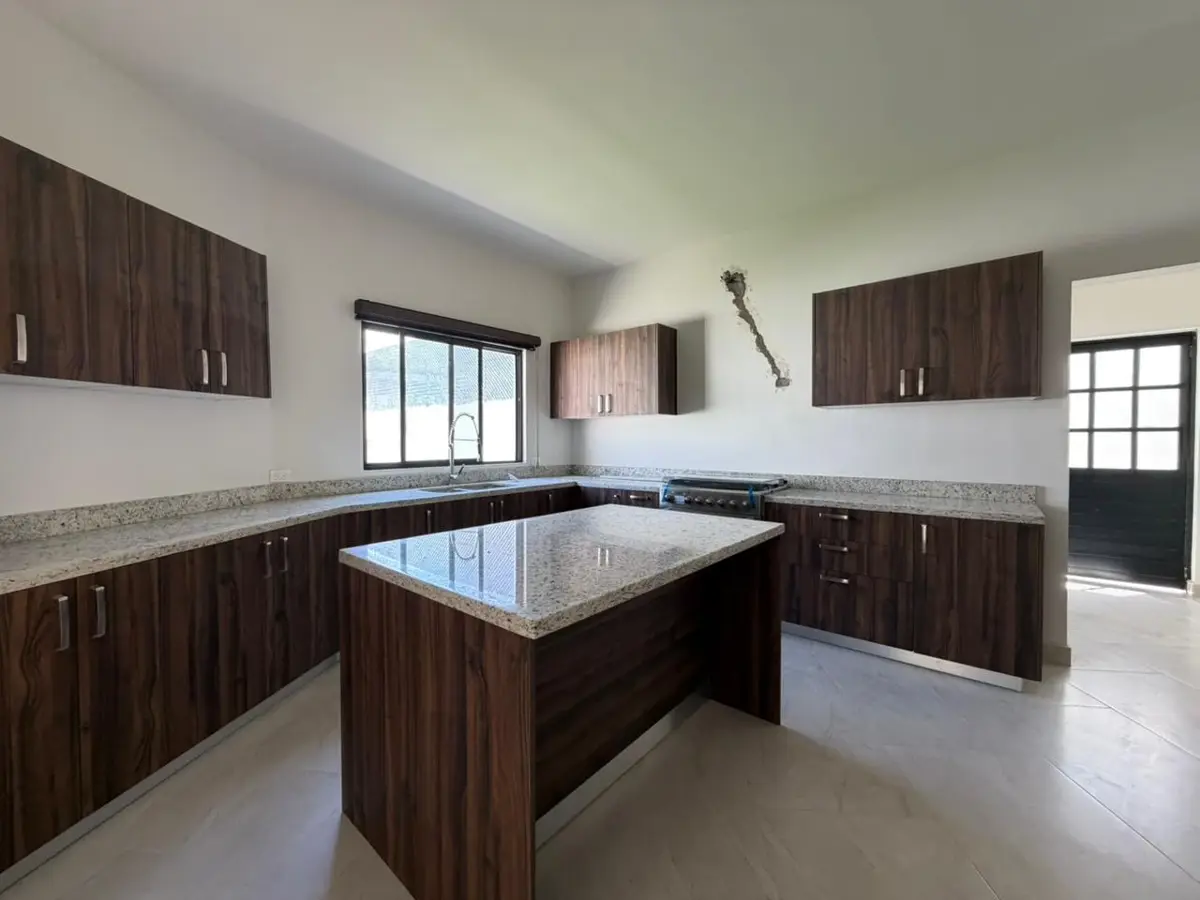 Casa en venta en Los Viñedos, Torreón — foto 1 de 23