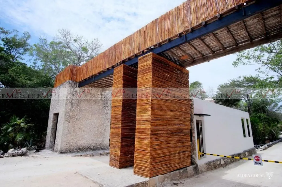 Terreno en venta en Ciudad Chemuyil, Tulum — foto 1 de 8