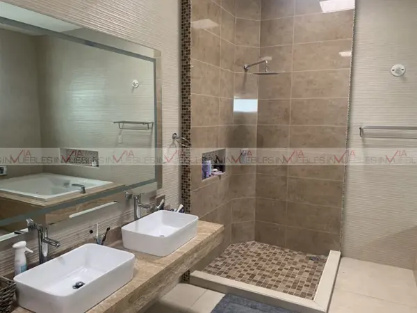 Casa en venta en Residencial Vistalta, Monterrey — foto 3 de 11