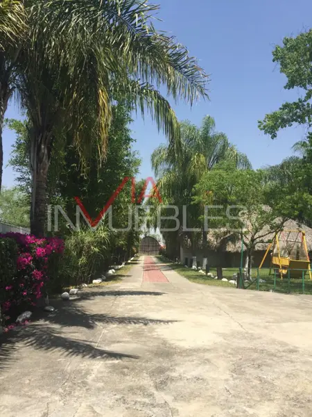 Casa en venta en El Castillo, Cadereyta Jiménez — foto 2 de 16