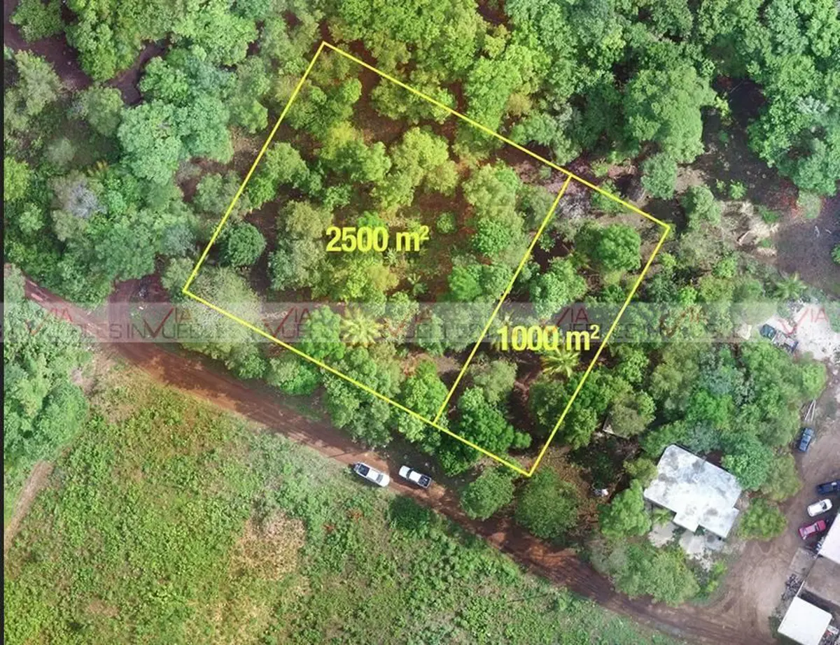 Terreno en venta en Bacalar Centro, Bacalar — foto 1 de 8