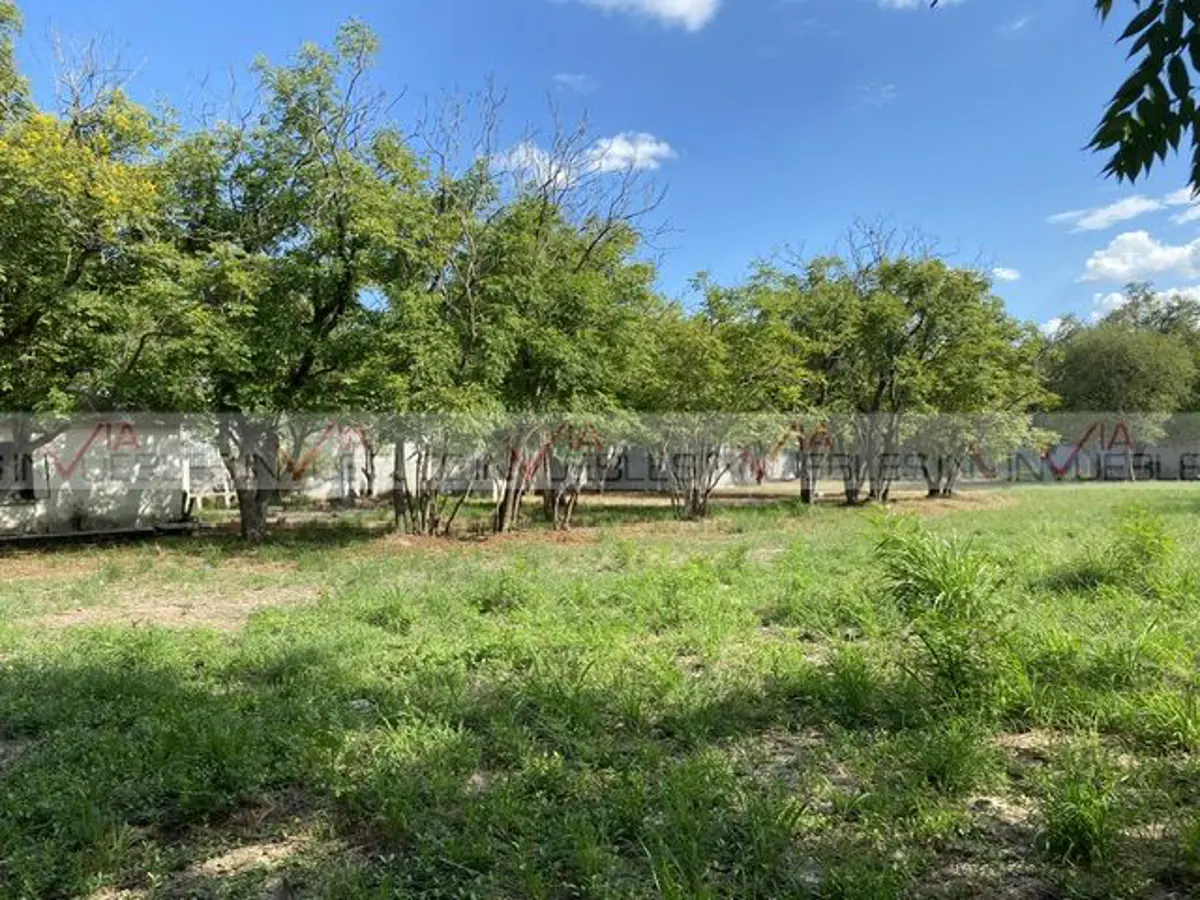 Terreno en renta en Huajuquito o los Cavazos, Santiago — foto 1 de 8