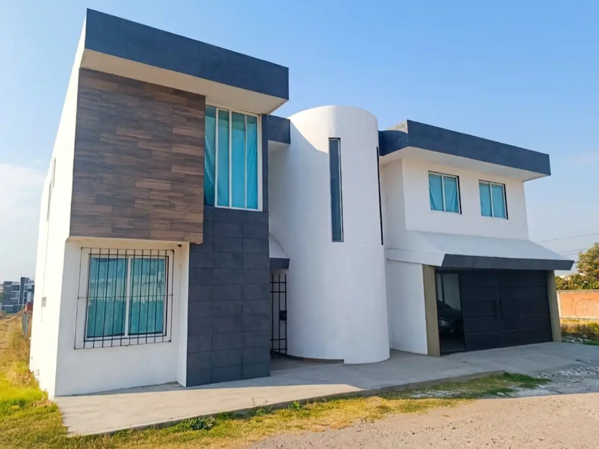 Casa en venta en San Antonio Cacalotepec, San Andrés Cholula — foto 1 de 44