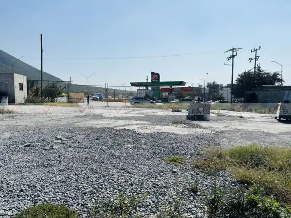 Terreno en renta en Micro Empresarios, Santa Catarina — foto 3 de 8