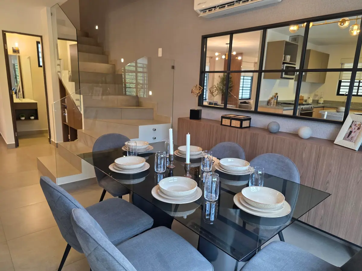 Casa en venta en Altrysa, García — foto 1 de 14