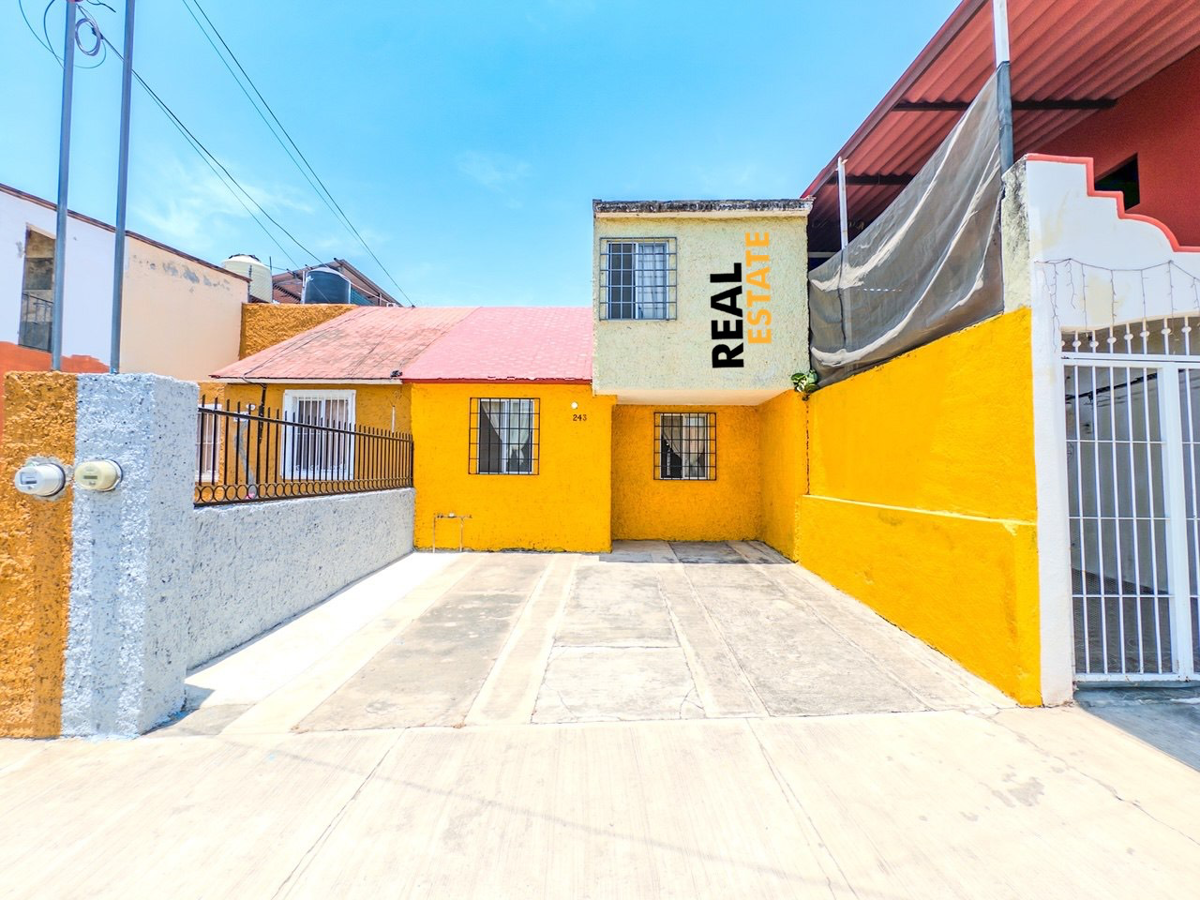 Casa en venta en Las Tunas, Villa de Álvarez — foto 1 de 14