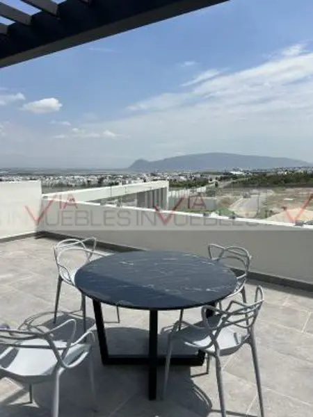 Casa en venta en La Montaña, García — foto 2 de 12
