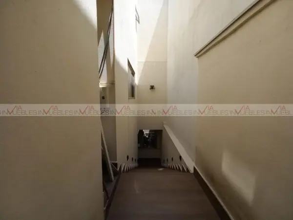 Casa en venta en Puerta de Hierro, Monterrey — foto 2 de 31