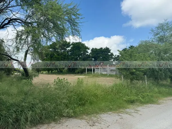 Terreno en renta en San Moisés, Cadereyta Jiménez — foto 2 de 16