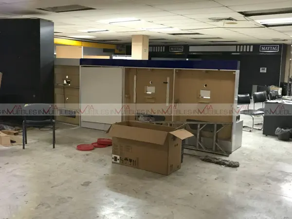 Edificio en venta en Mitras Centro, Monterrey — foto 2 de 13