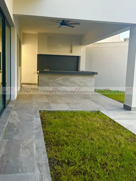 Casa en venta en El Uro Oriente, Monterrey — foto 2 de 19