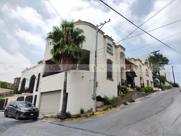 Casa en venta en Lomas del Roble, San Nicolás de los Garza — foto 2 de 14