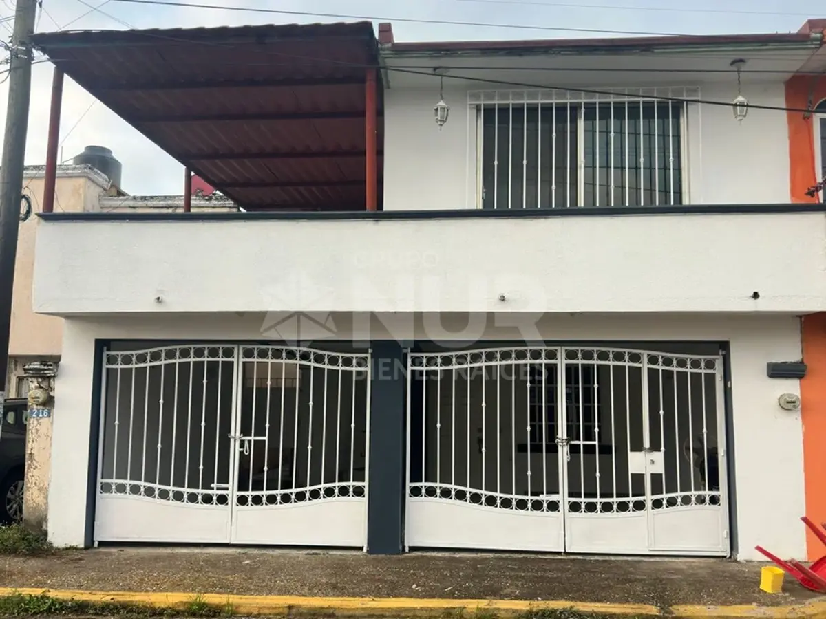 Casa en renta en La Lima, Centro — foto 1 de 8