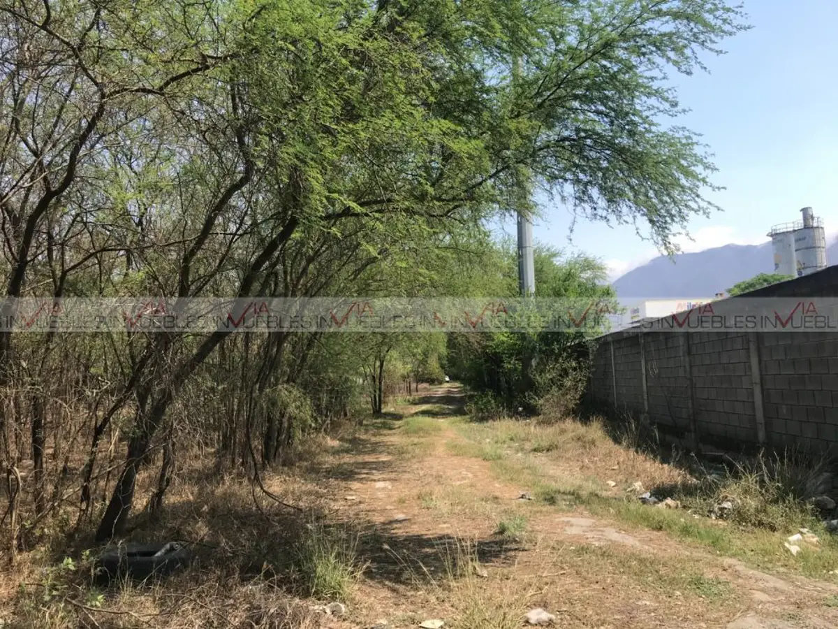 Terreno en renta en Huajuquito o los Cavazos, Santiago — foto 1 de 13