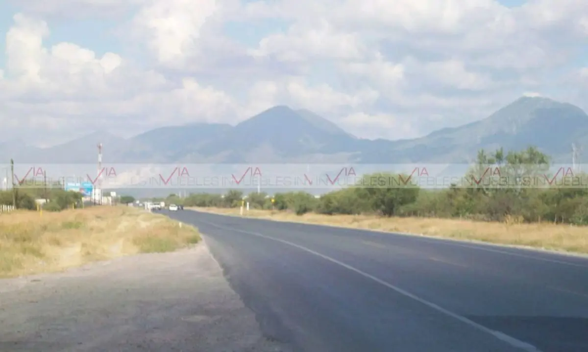 Terreno en venta en Alianza Real, El Carmen — foto 1 de 8