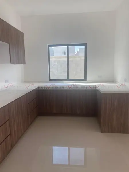 Casa en venta en Porto Cumbres, García — foto 3 de 16