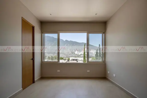 Casa en venta en San Pedro Garza García Centro, San Pedro Garza García — foto 2 de 16