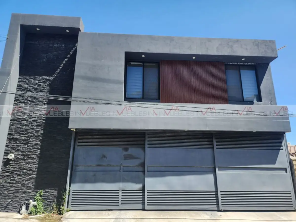Casa en venta en Las Cumbres, Monterrey — foto 1 de 15
