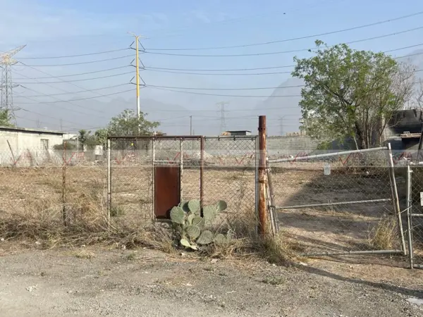 Terreno en renta en Valle de Lincoln, García — foto 3 de 9