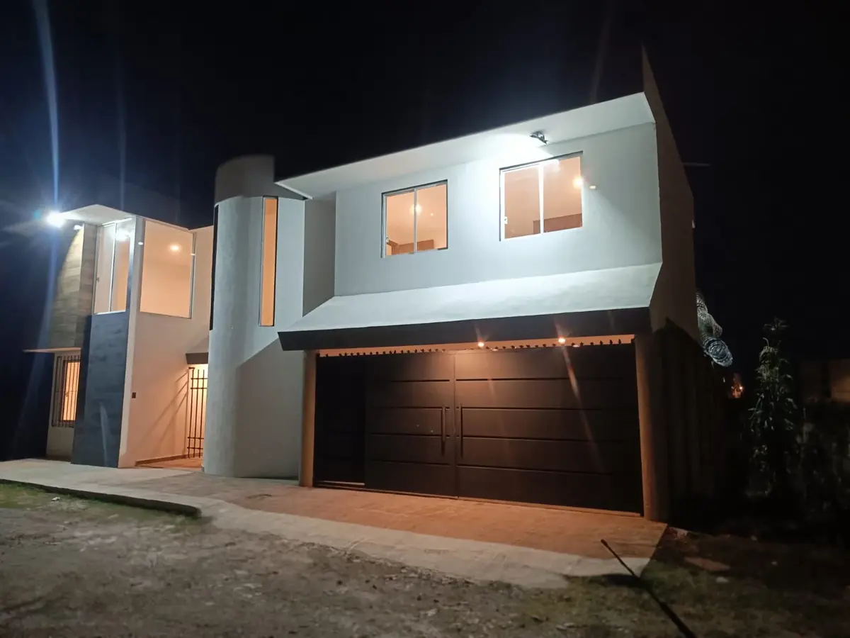 Casa en venta en San Antonio Cacalotepec, San Andrés Cholula — foto 1 de 12