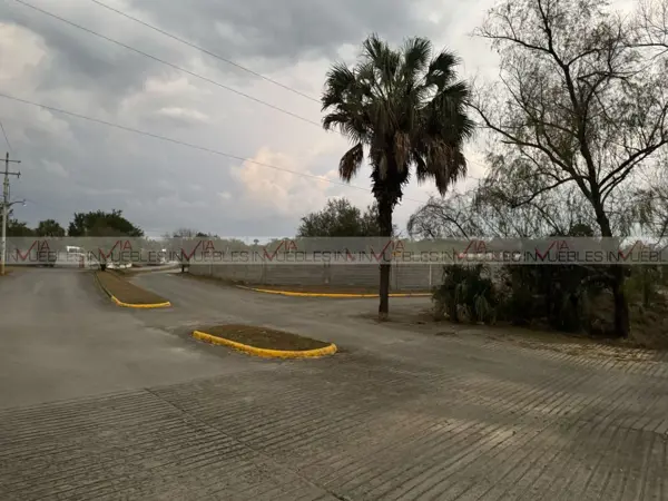 Terreno en venta en Hacienda el Mezcal, Cadereyta Jiménez — foto 3 de 9