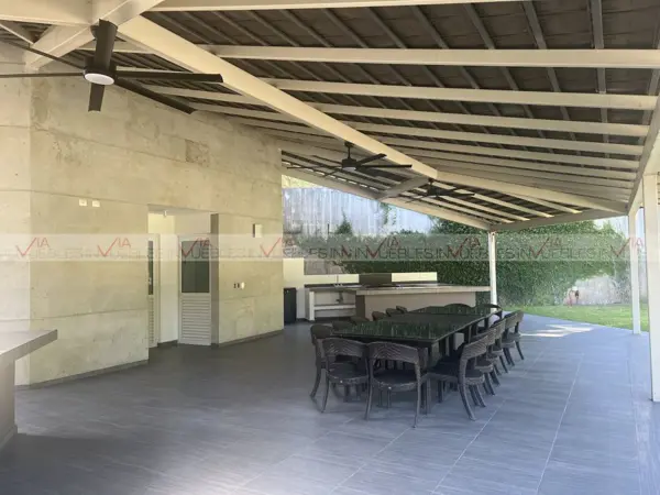 Casa en venta en Laderas Abedul, Monterrey — foto 3 de 9
