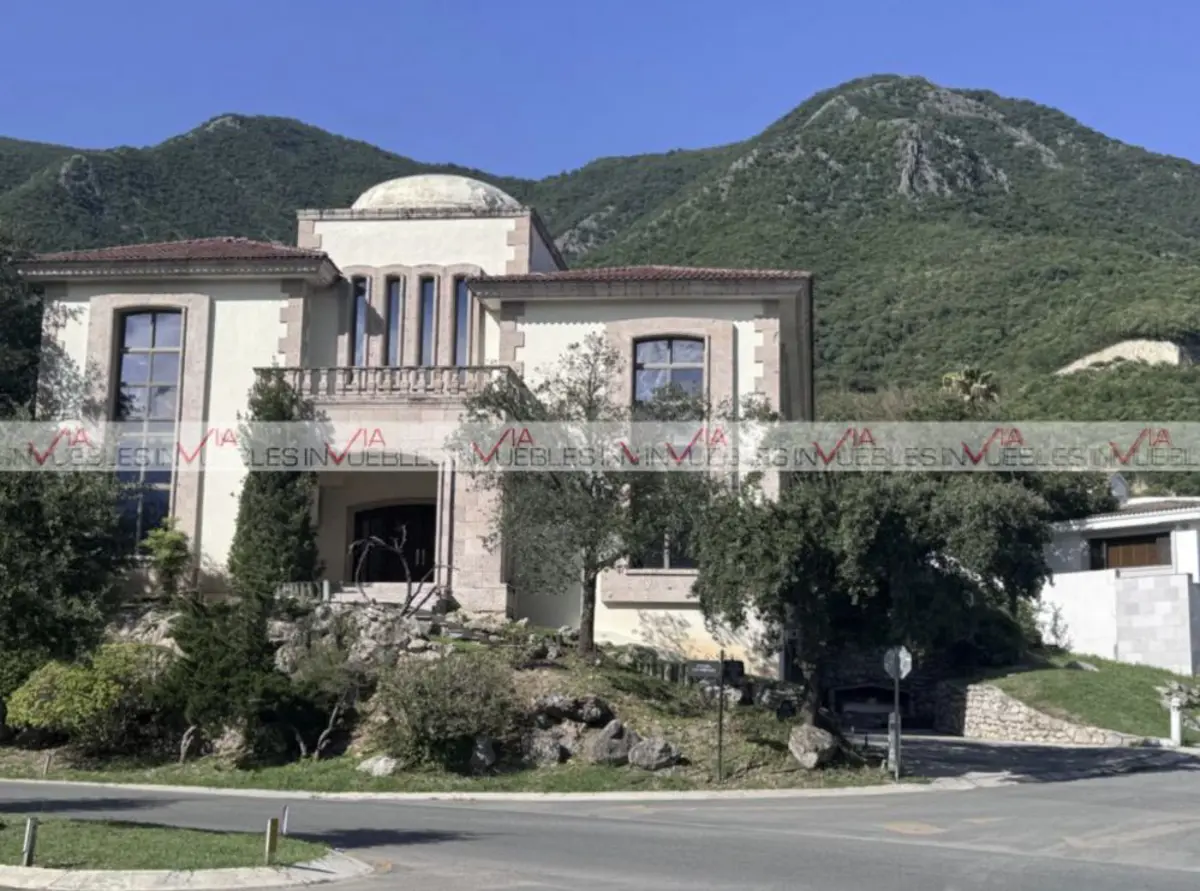 Casa en renta en Las Misiones, Santiago — foto 1 de 12