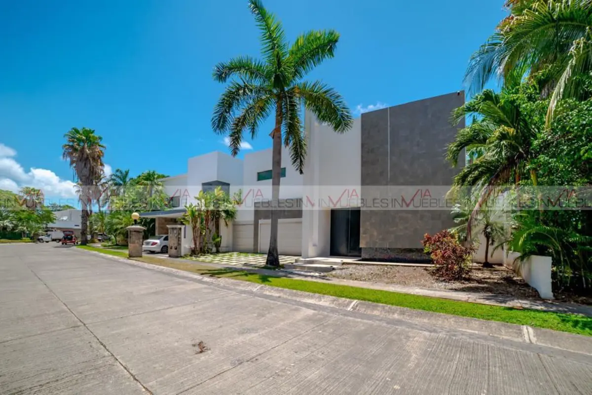 Casa en venta en Cancún Centro, Benito Juárez — foto 1 de 20
