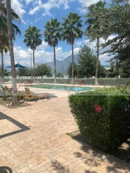 Casa en venta en Montenova, García — foto 3 de 9