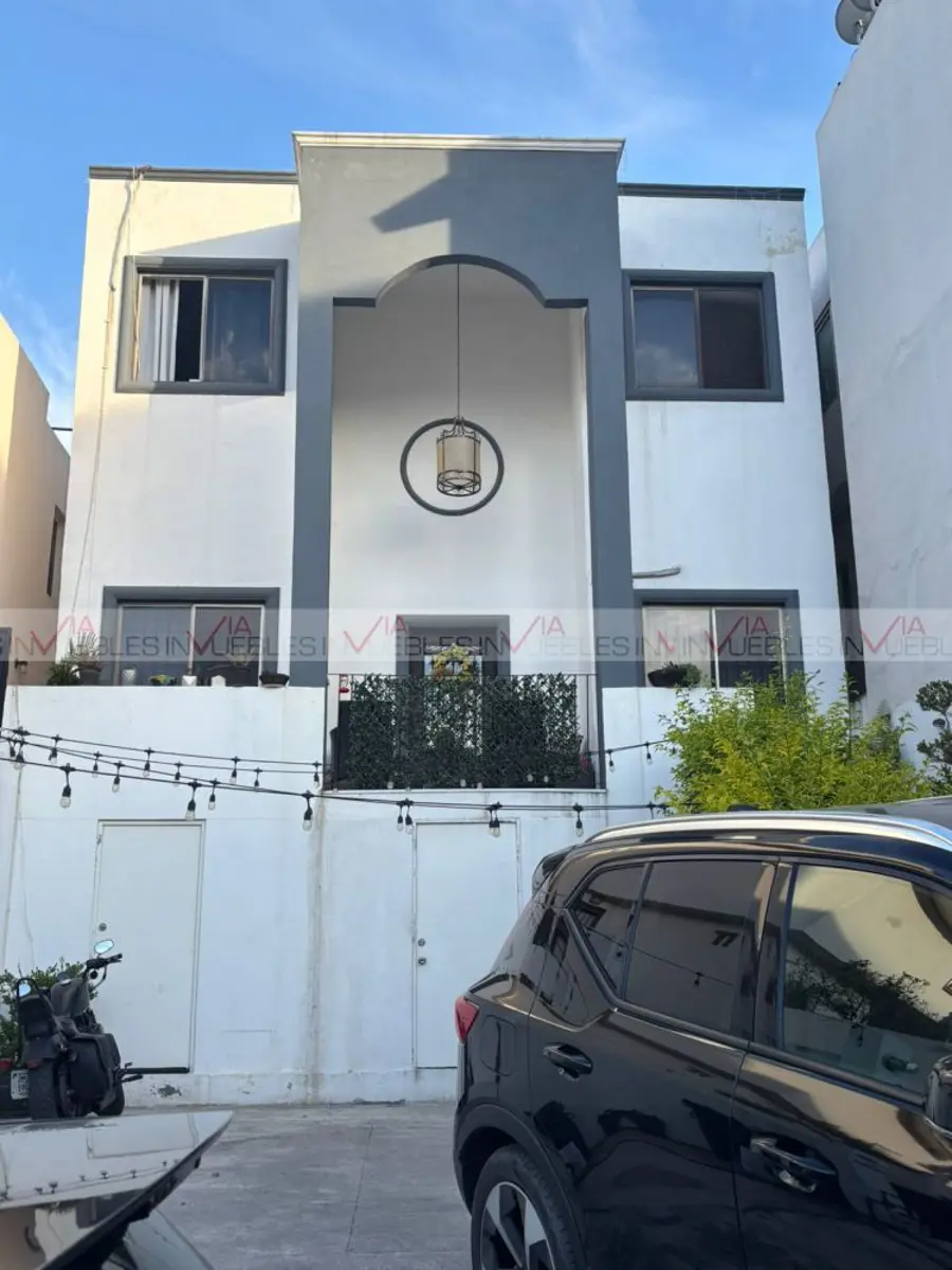 Casa en venta en Satélite Acueducto Sexto Sector, Monterrey — foto 1 de 20