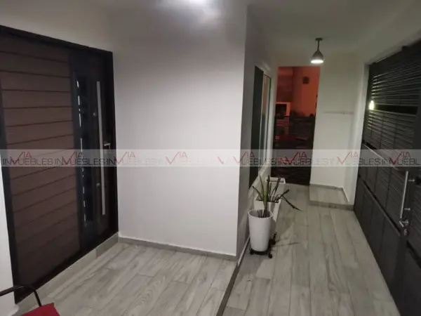 Casa en venta en Portal de Cumbres, Monterrey — foto 2 de 12