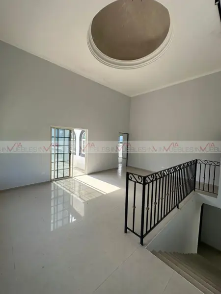Casa en venta en Bosques de las Lomas, Santiago — foto 2 de 11